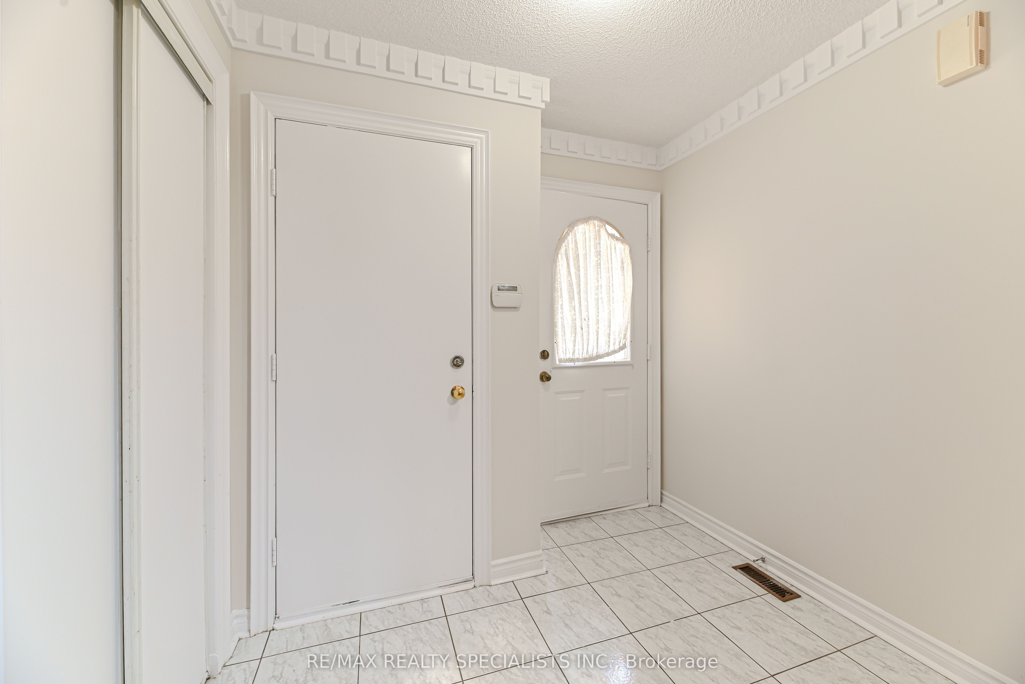 25 Chadwick St Property Photo 5