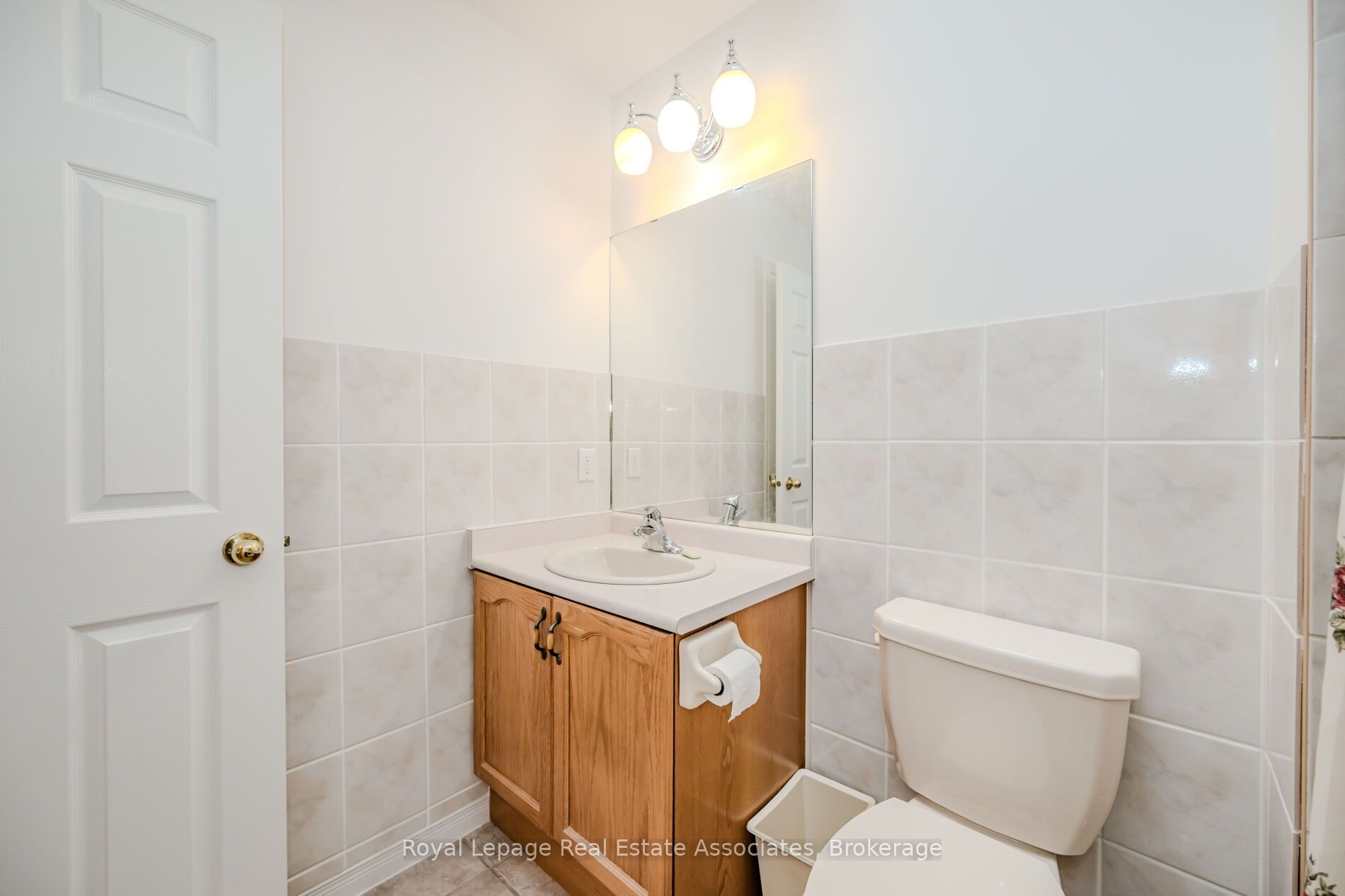 2887 N Darien Road N Property Photo 29