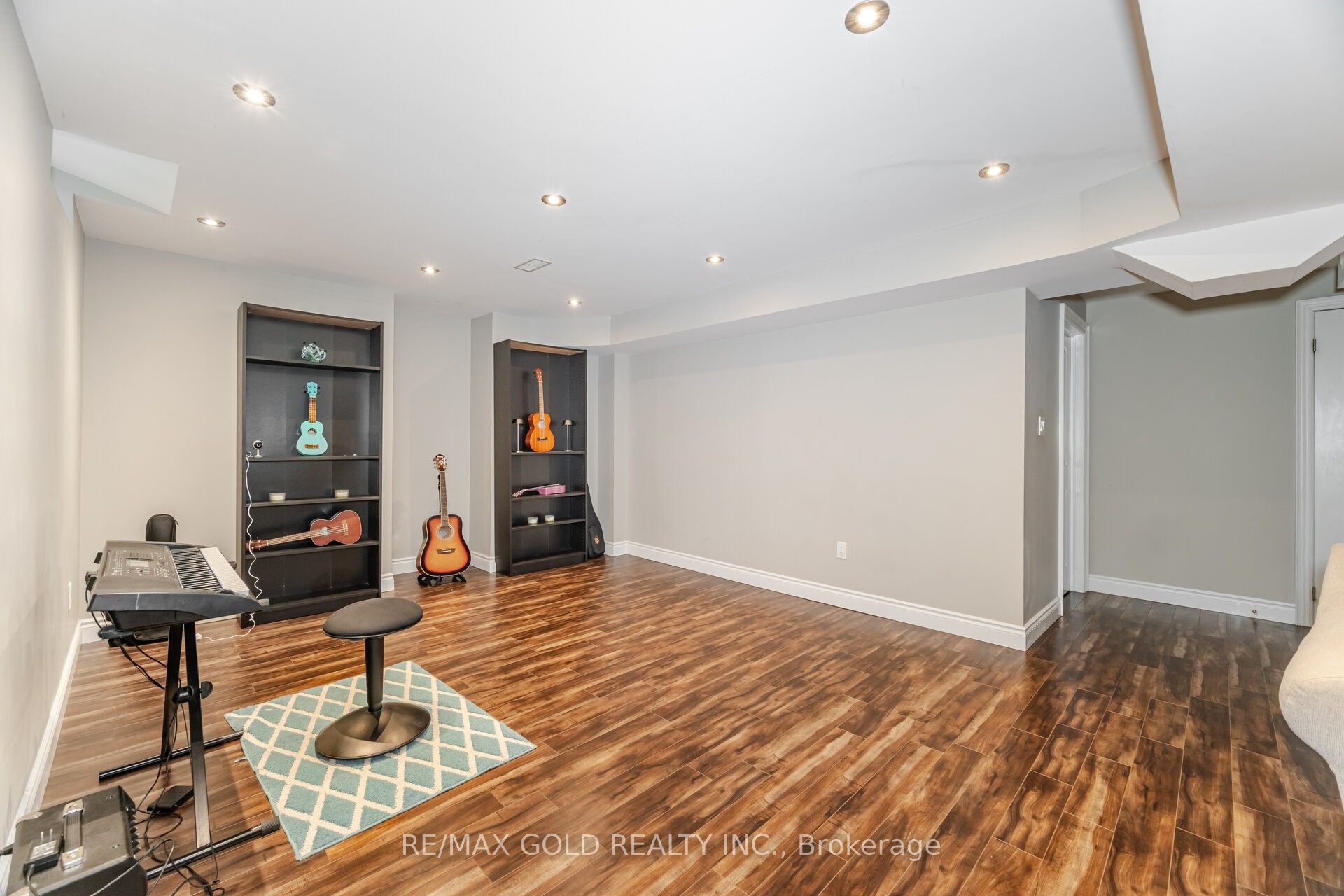 14 Martineau Road Property Photo 26