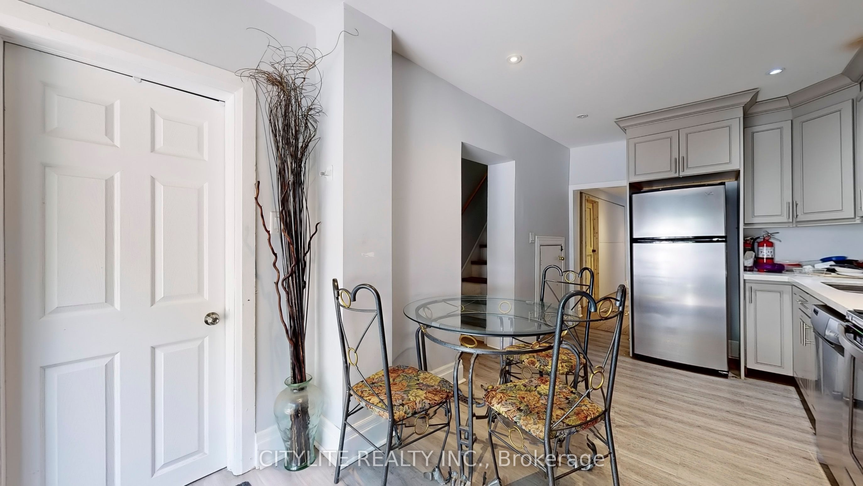 170 Lambton Avenue Property Photo 11