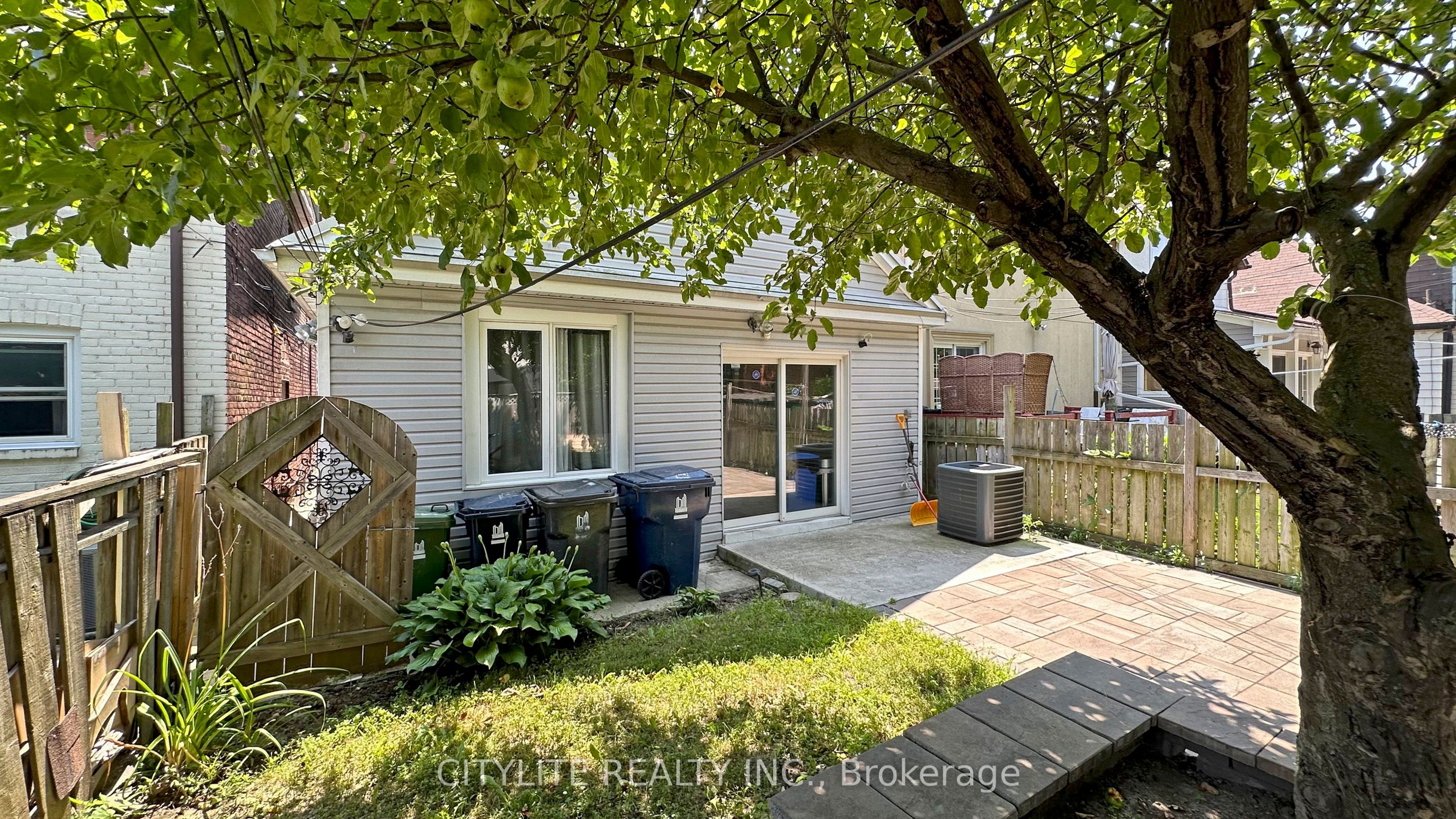 170 Lambton Avenue Property Photo 29