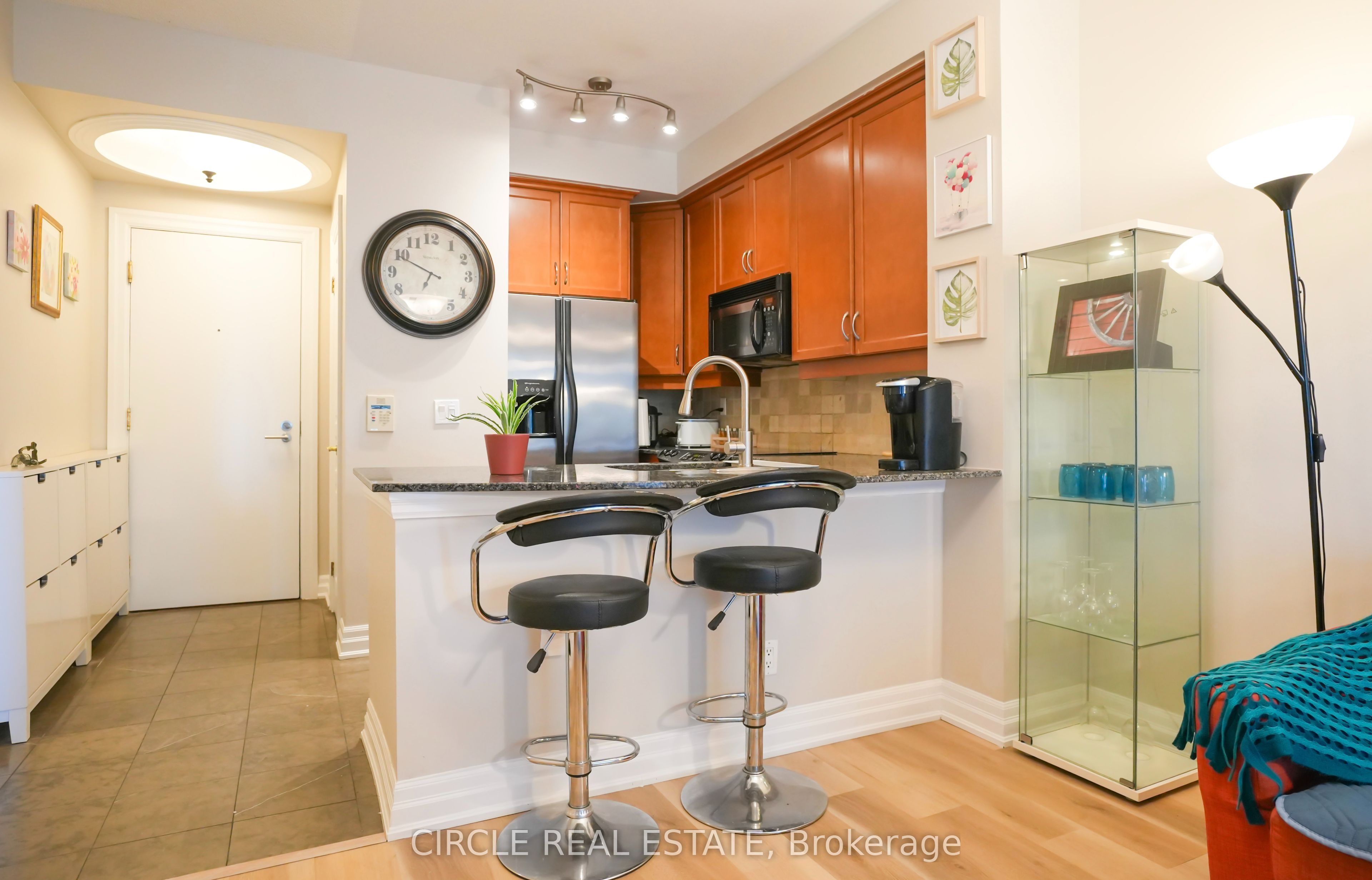 2087 Lake Shore Boulevard W 802 Property Photo 16