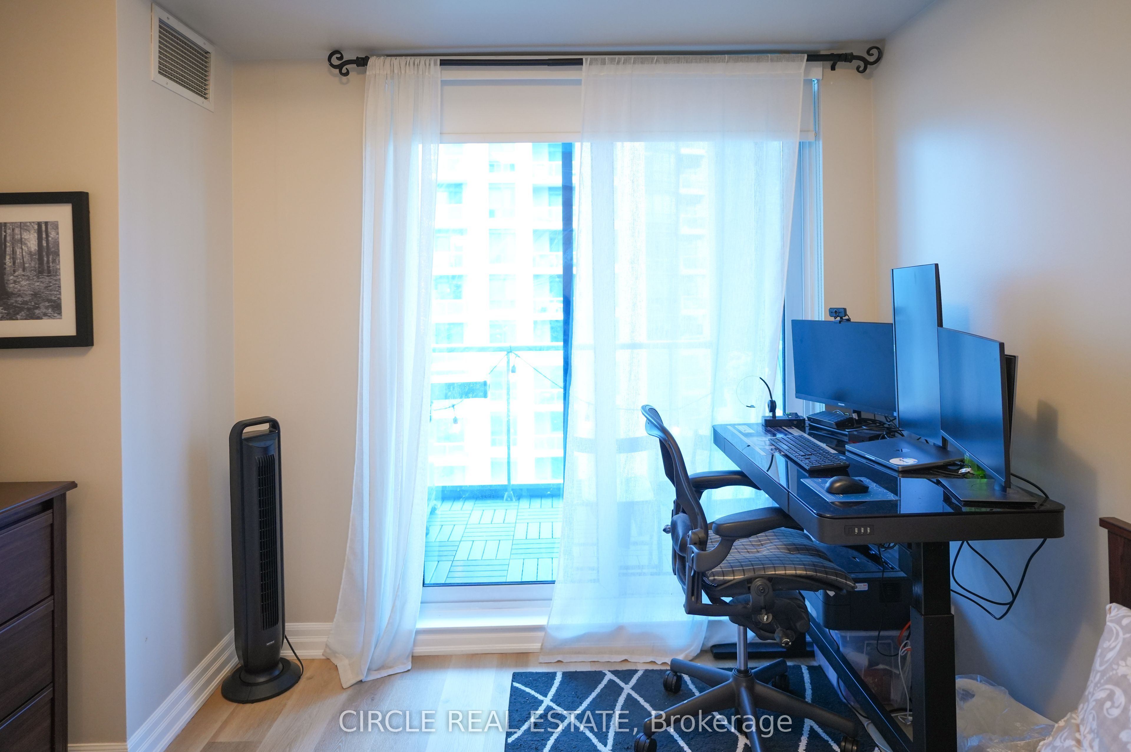 2087 Lake Shore Boulevard W 802 Property Photo 20