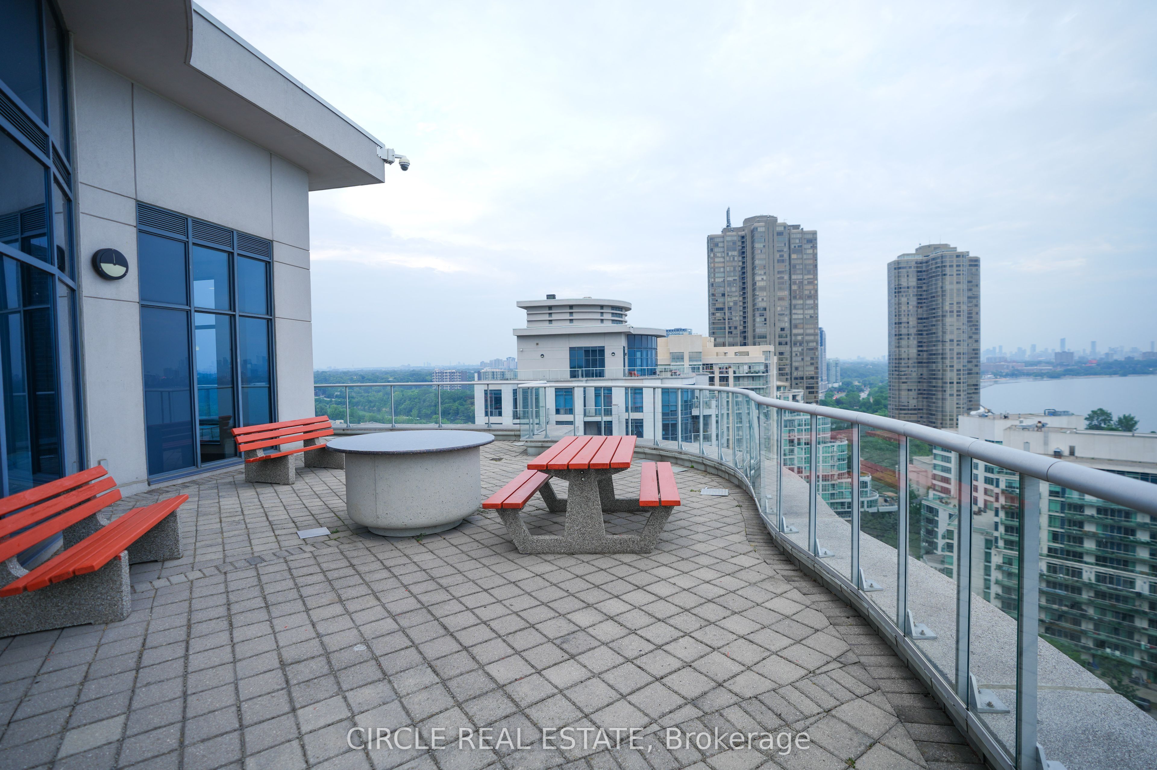 2087 Lake Shore Boulevard W 802 Property Photo 31