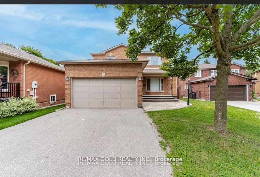42 BRAEMORE Road Property Photo 1