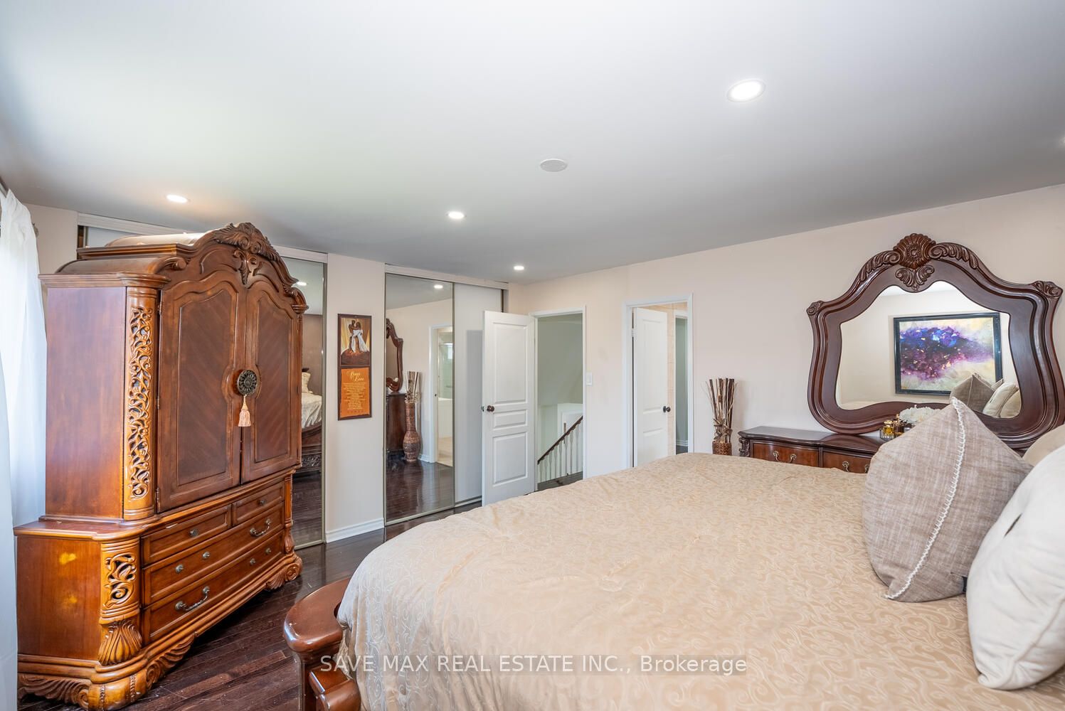 229 Rutherford Road N Property Photo 20