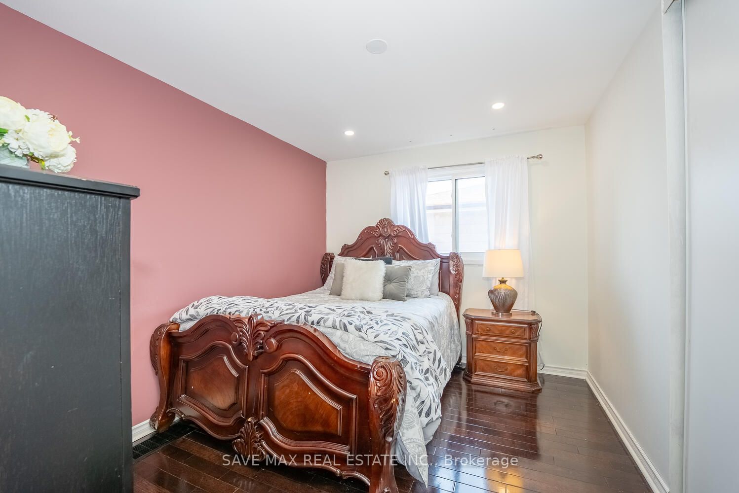 229 Rutherford Road N Property Photo 26