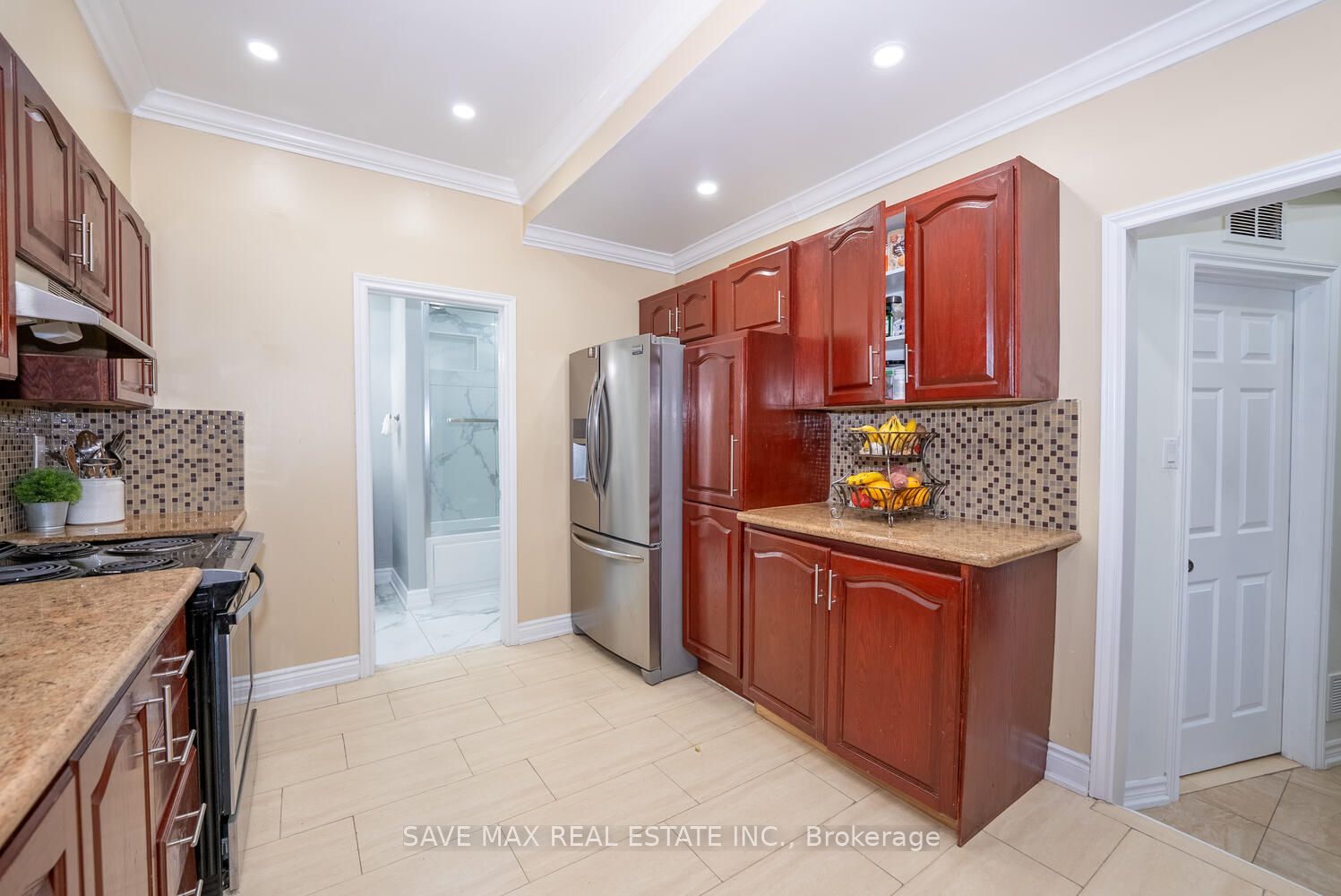 229 Rutherford Road N Property Photo 36