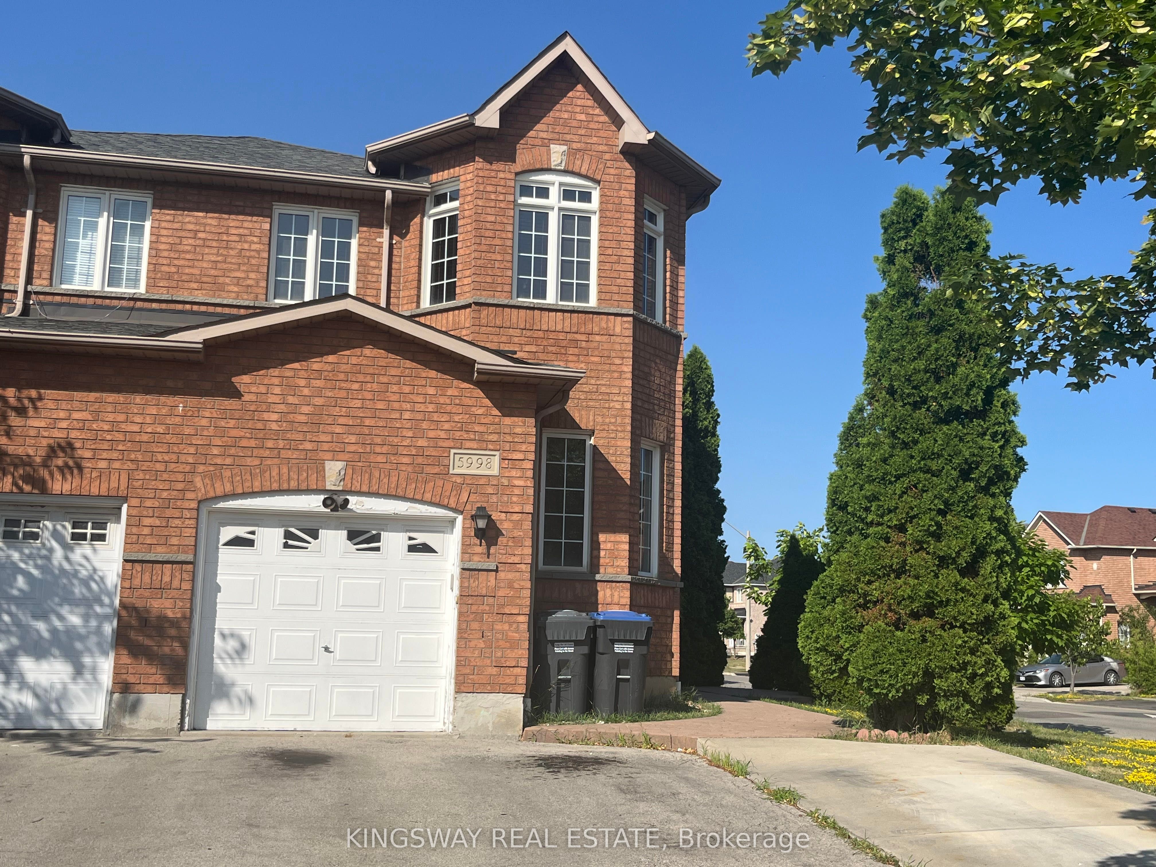5998 Gant Cres Property Photo 1