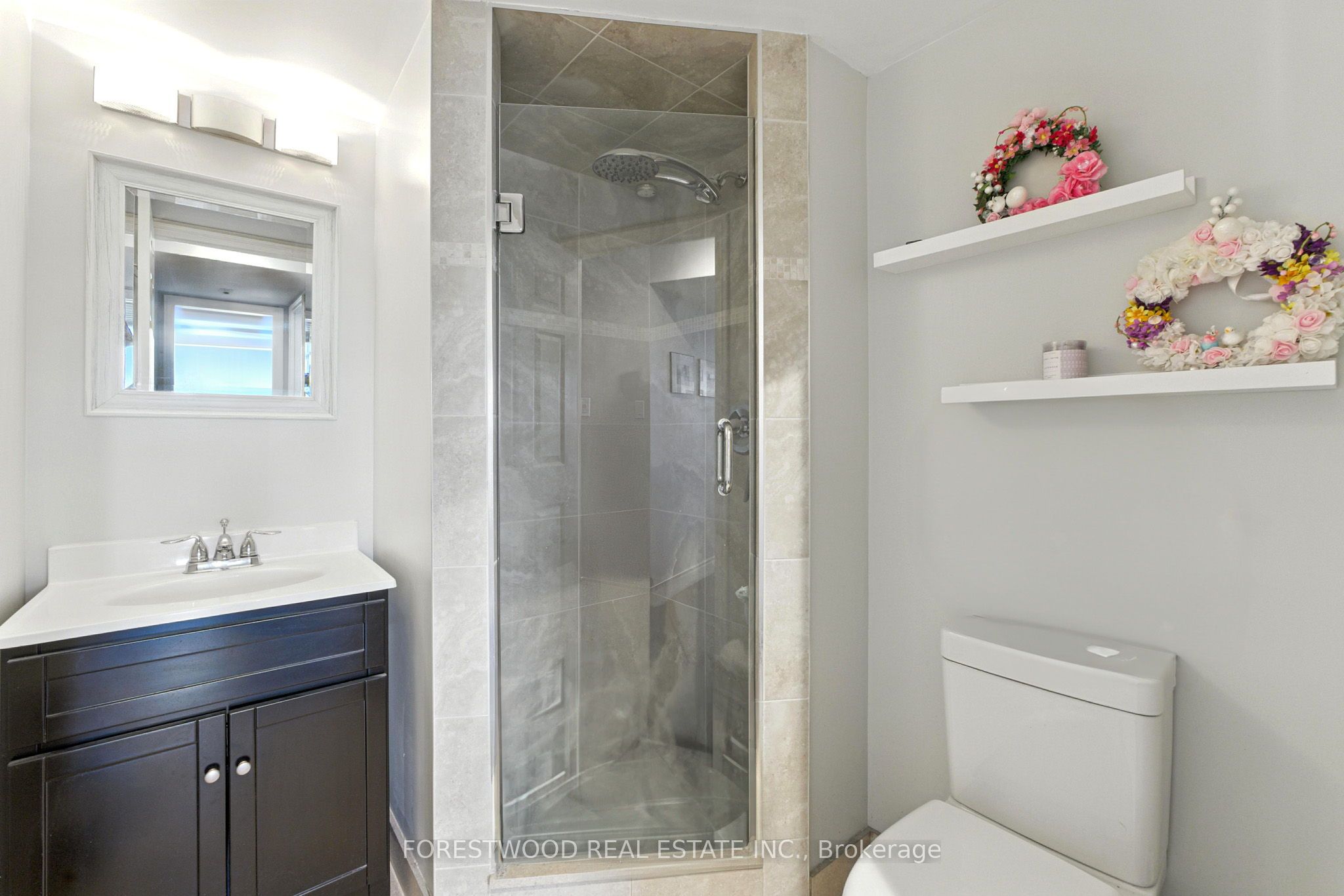 1360 Rathburn Road E 1403 Property Photo 21