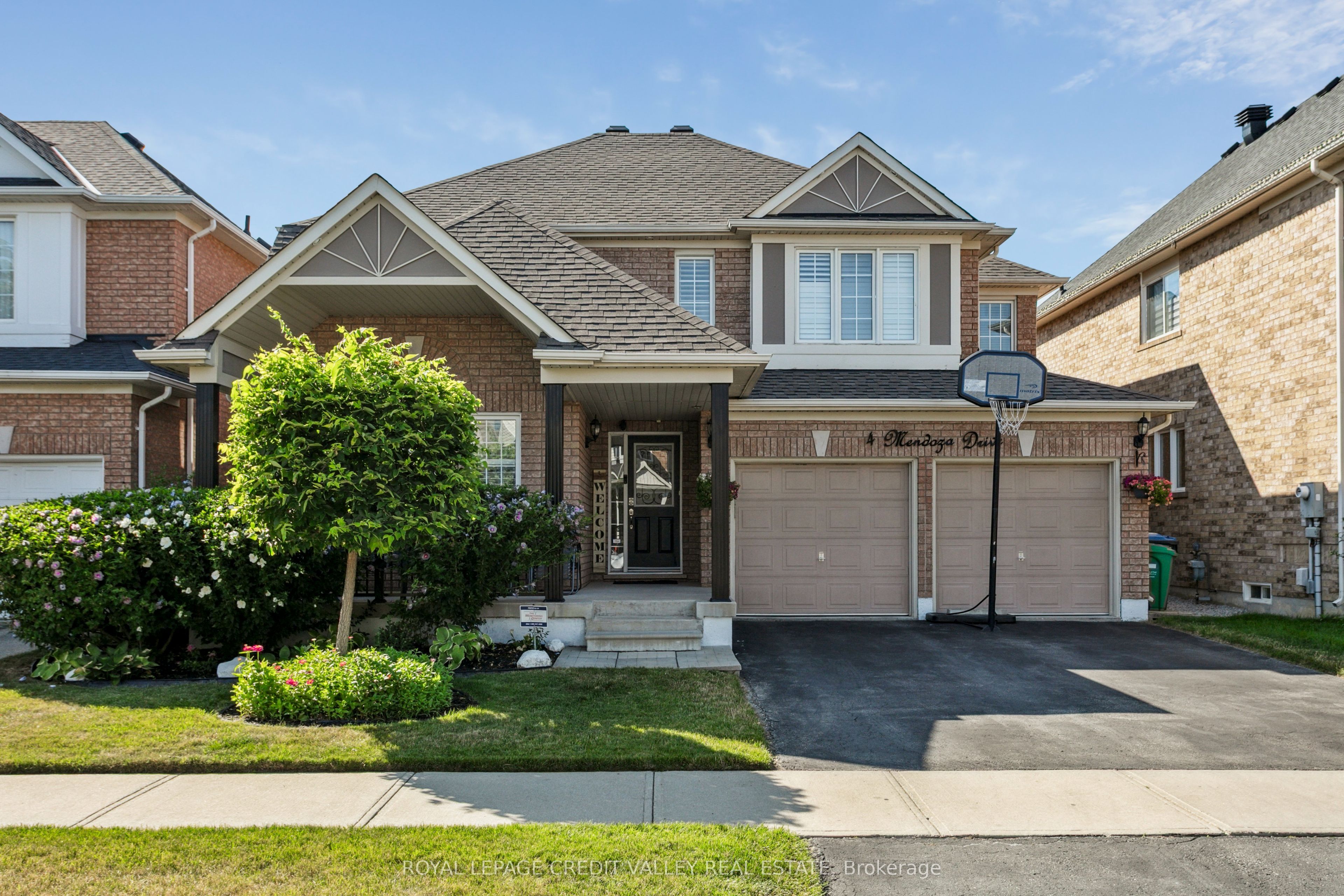 4 Mendoza Drive Property Photo 1