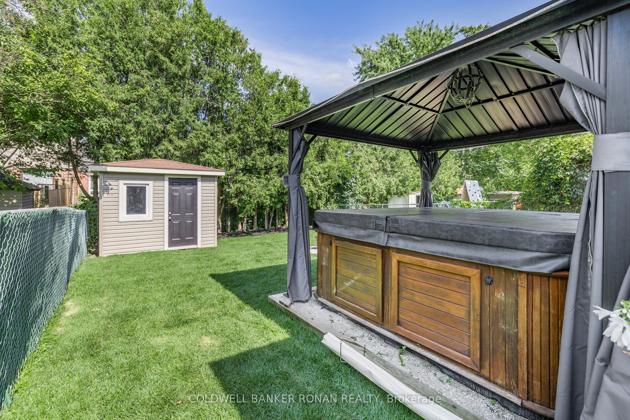 170 Burbank Crescent Property Photo 23