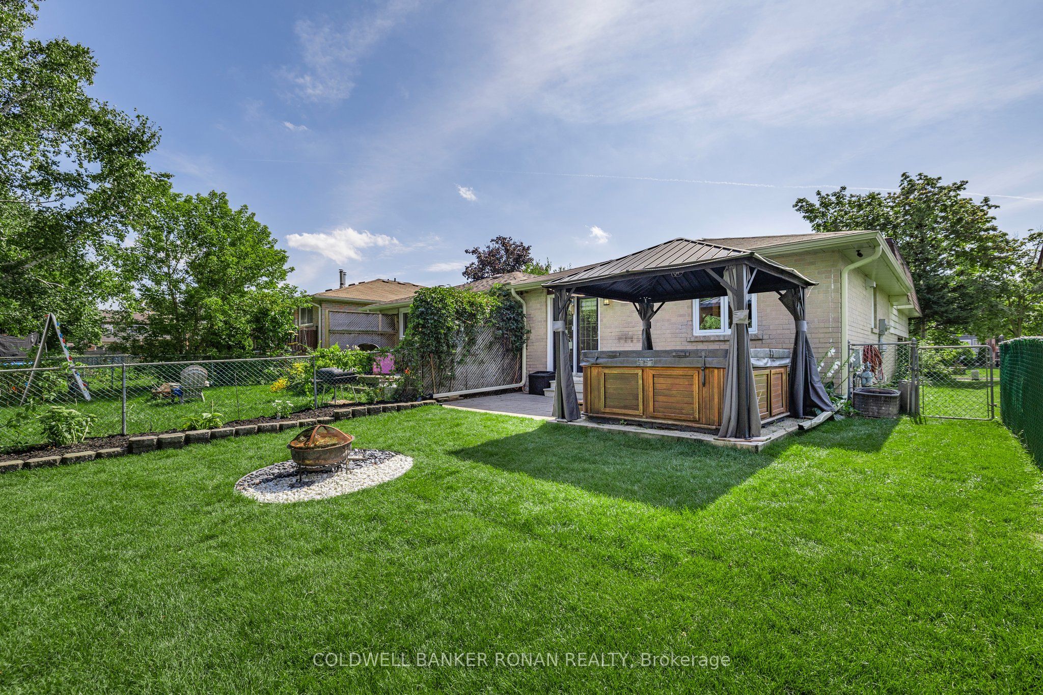 170 Burbank Crescent Property Photo 24