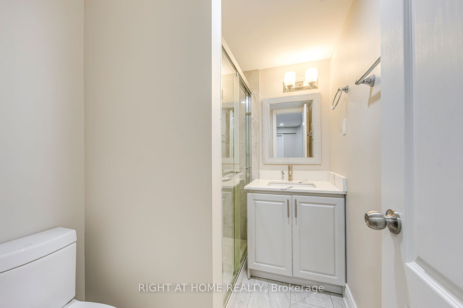 99 Masters Green Crescent Bsmt Property Photo 6