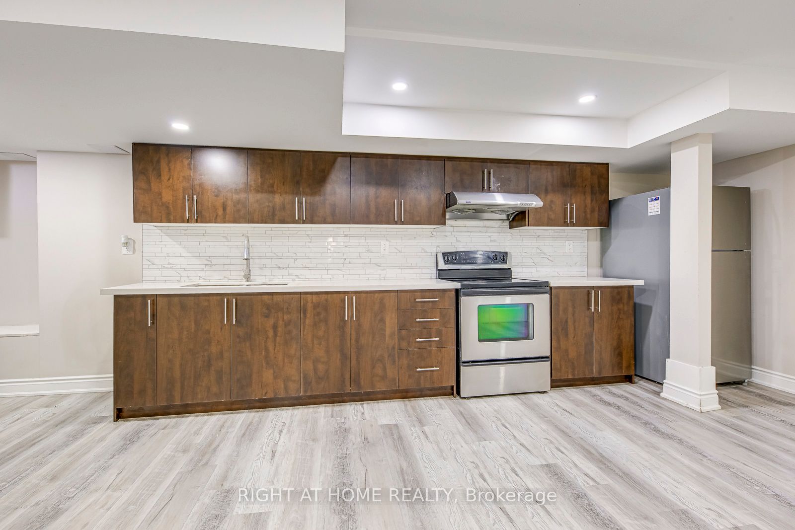 99 Masters Green Crescent Bsmt Property Photo 12