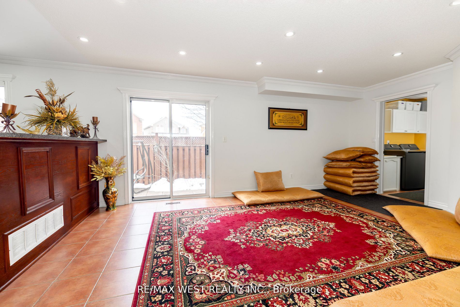56 Meadow Oak Place Property Photo 16