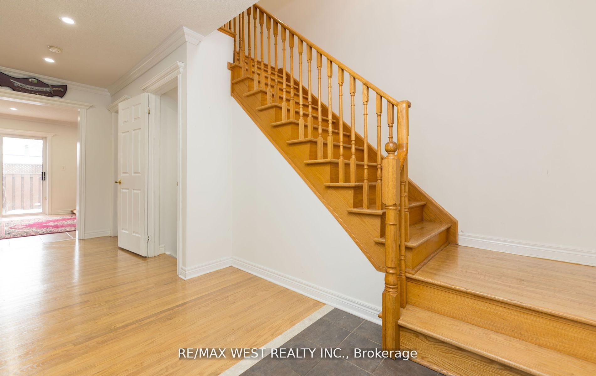 56 Meadow Oak Place Property Photo 20