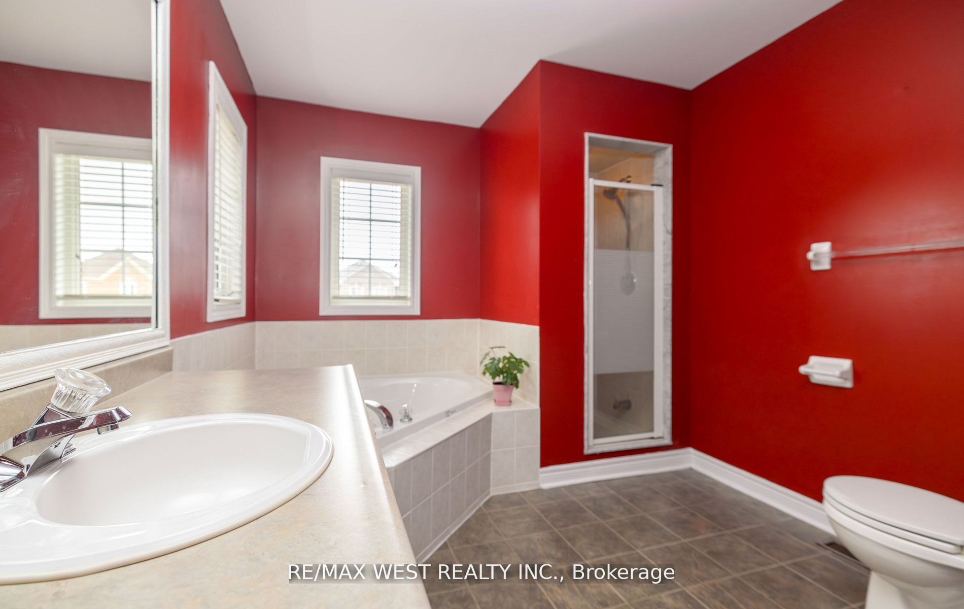 56 Meadow Oak Place Property Photo 29