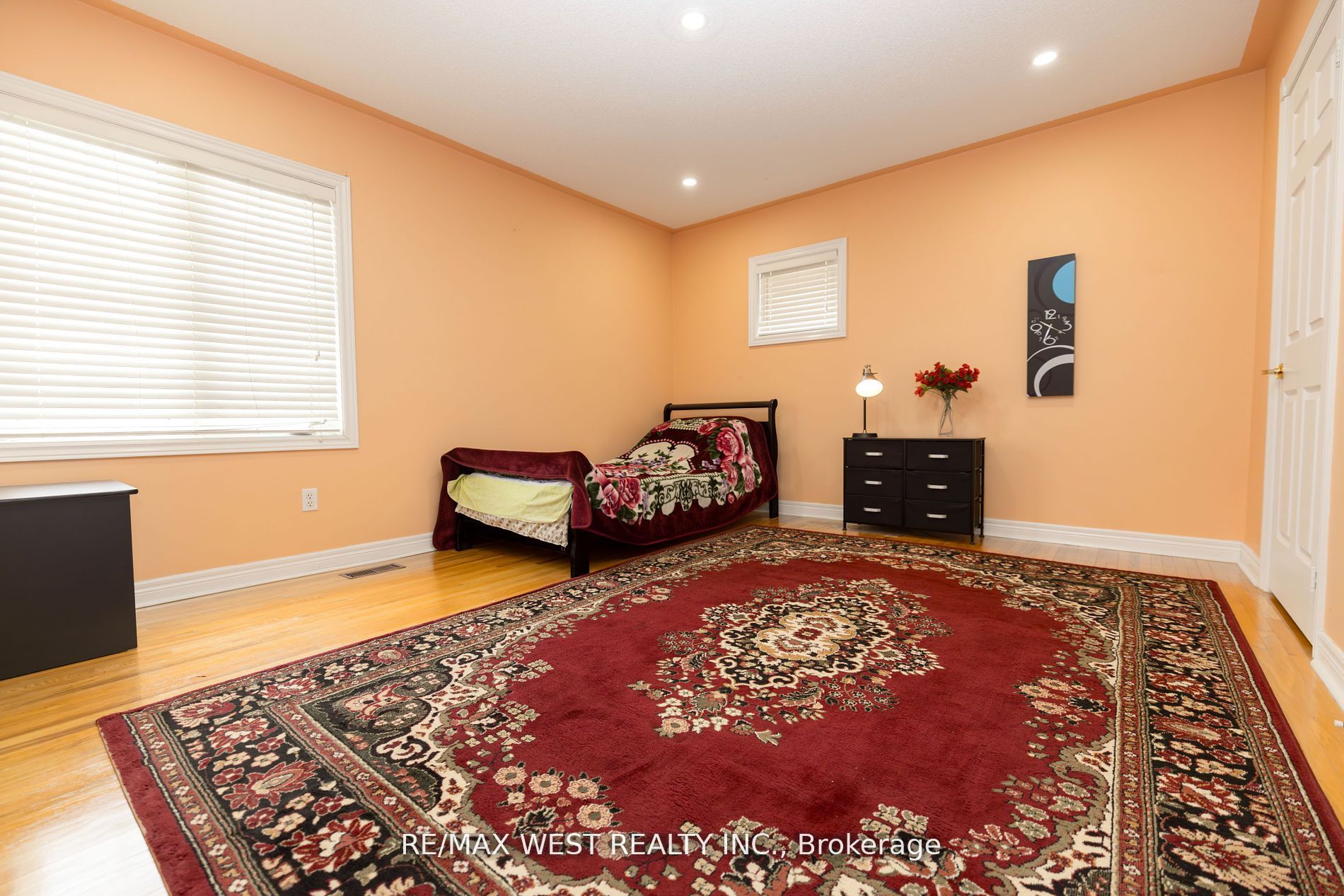 56 Meadow Oak Place Property Photo 36