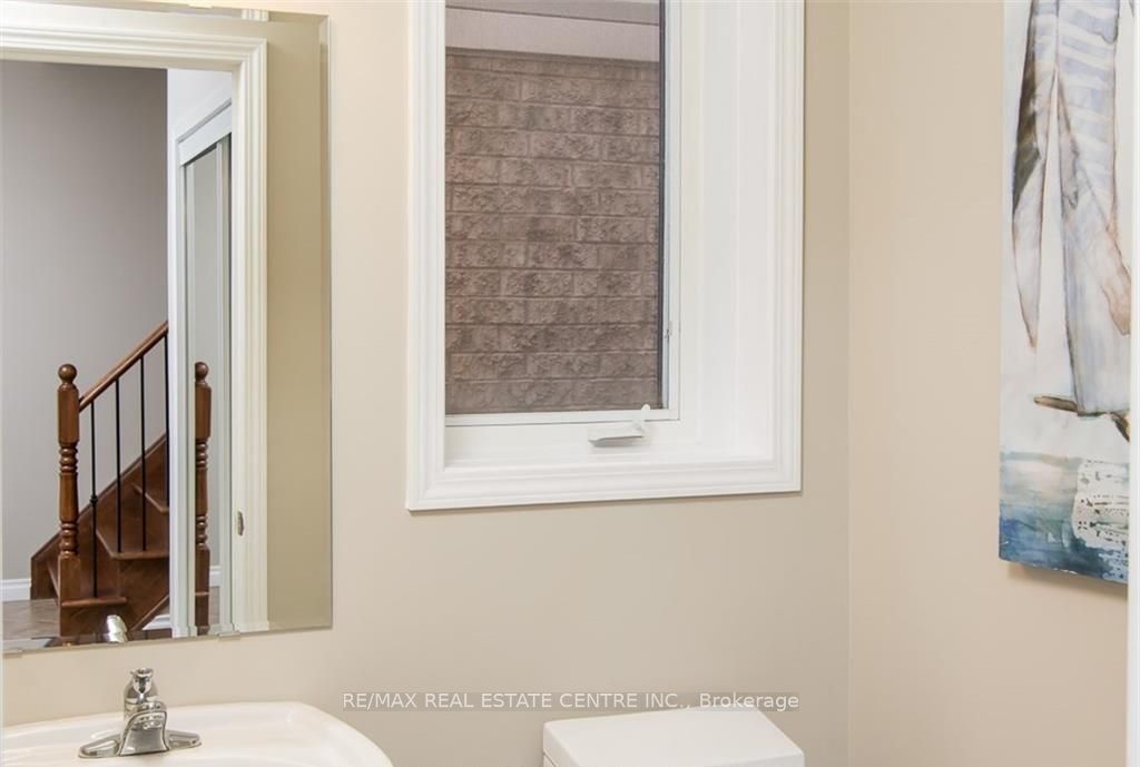 625 Hood Terrace Property Photo 18
