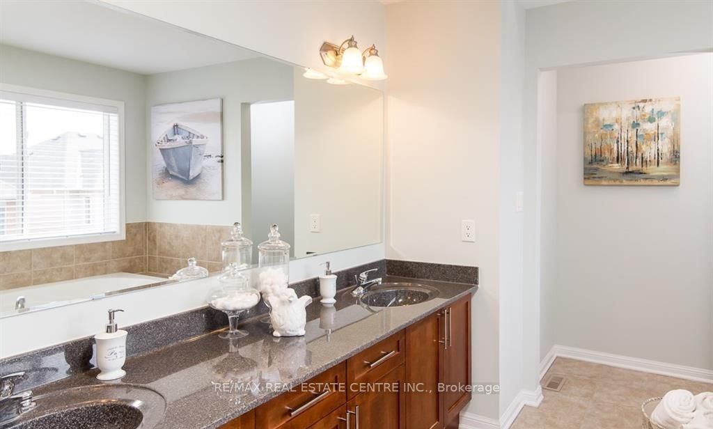 625 Hood Terrace Property Photo 21