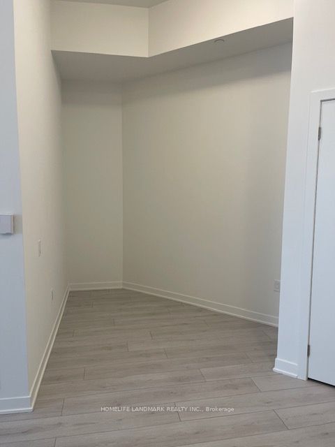 395 Dundas Street W 216 Property Photo 20
