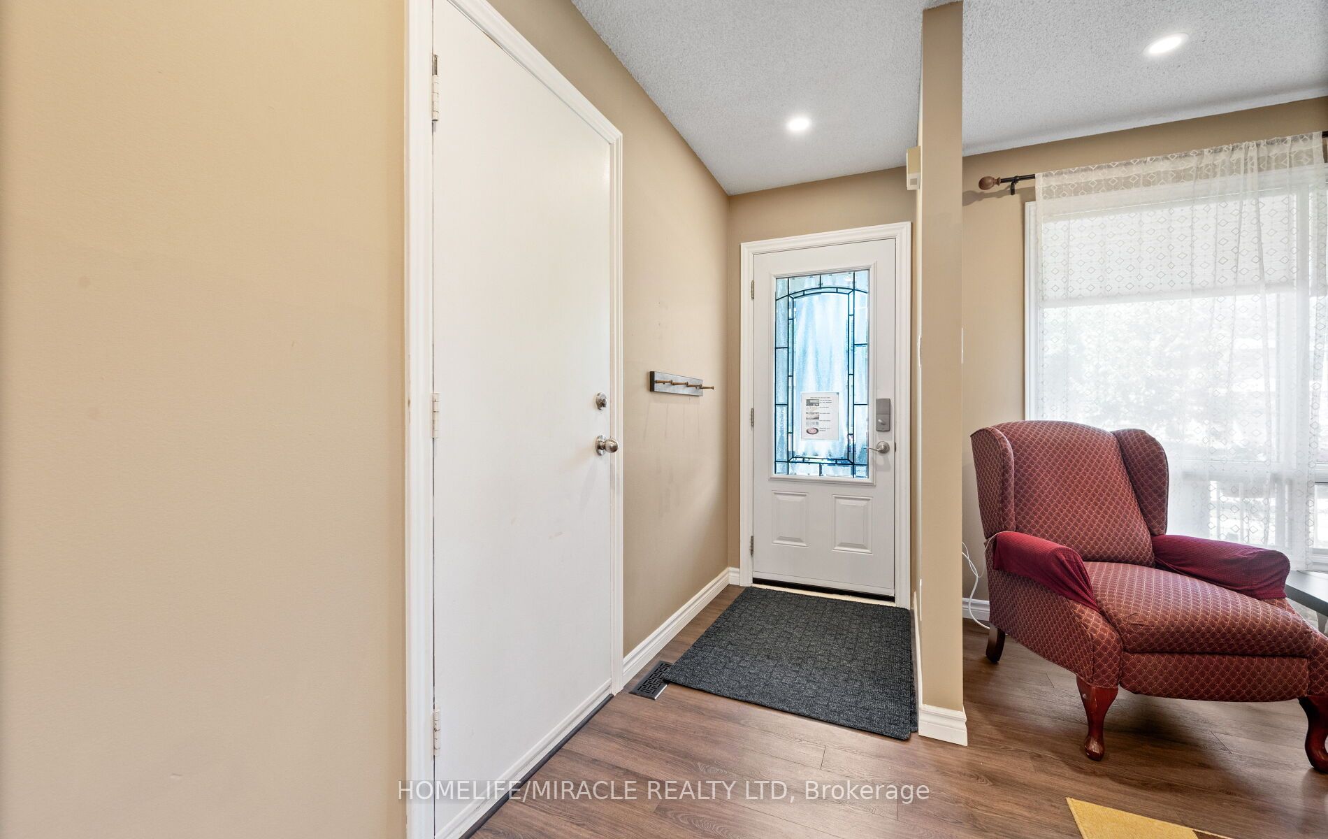 2438 Whittaker Drive Property Photo 7