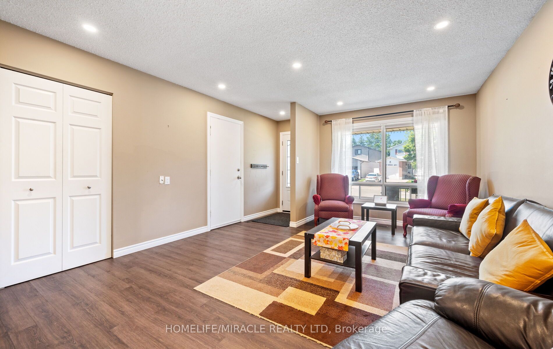 2438 Whittaker Drive Property Photo 10