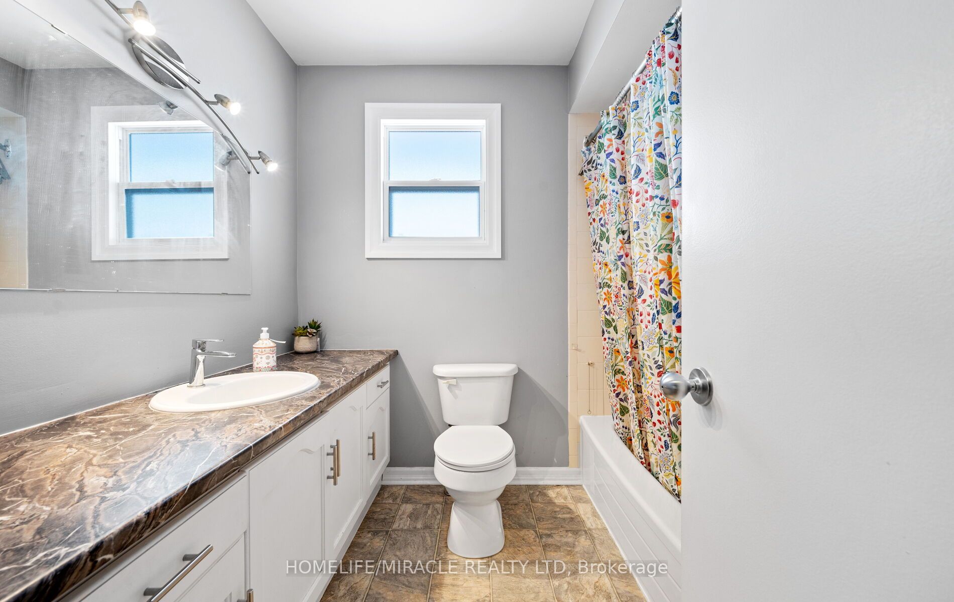2438 Whittaker Drive Property Photo 28