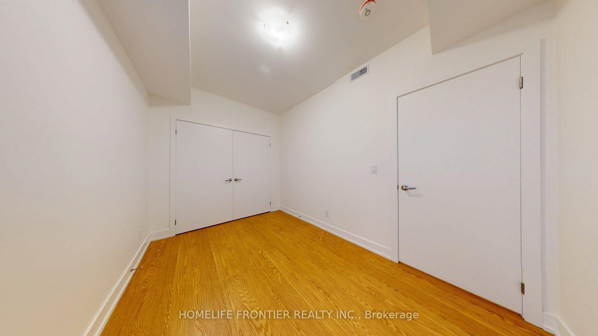 1089 Glencairn Avenue 2 (main) Property Photo 12