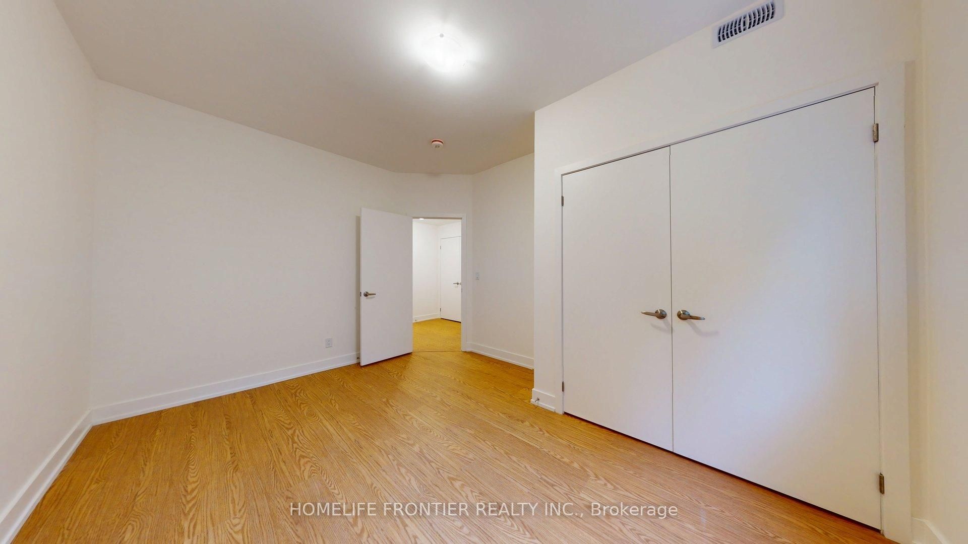 1089 Glencairn Avenue 2 (main) Property Photo 17