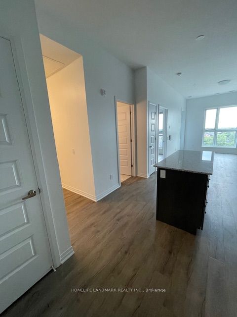 95 Dundas Street 411 Property Photo 8