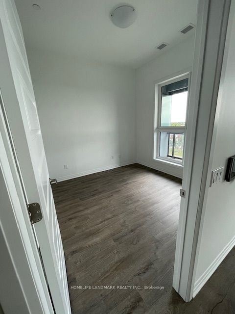 95 Dundas Street 411 Property Photo 19