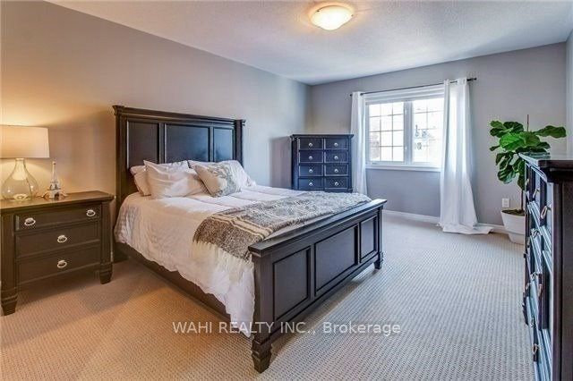 3403 Eglinton Avenue W Property Photo 11