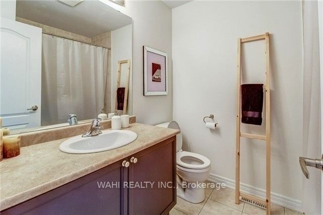3403 Eglinton Avenue W Property Photo 16