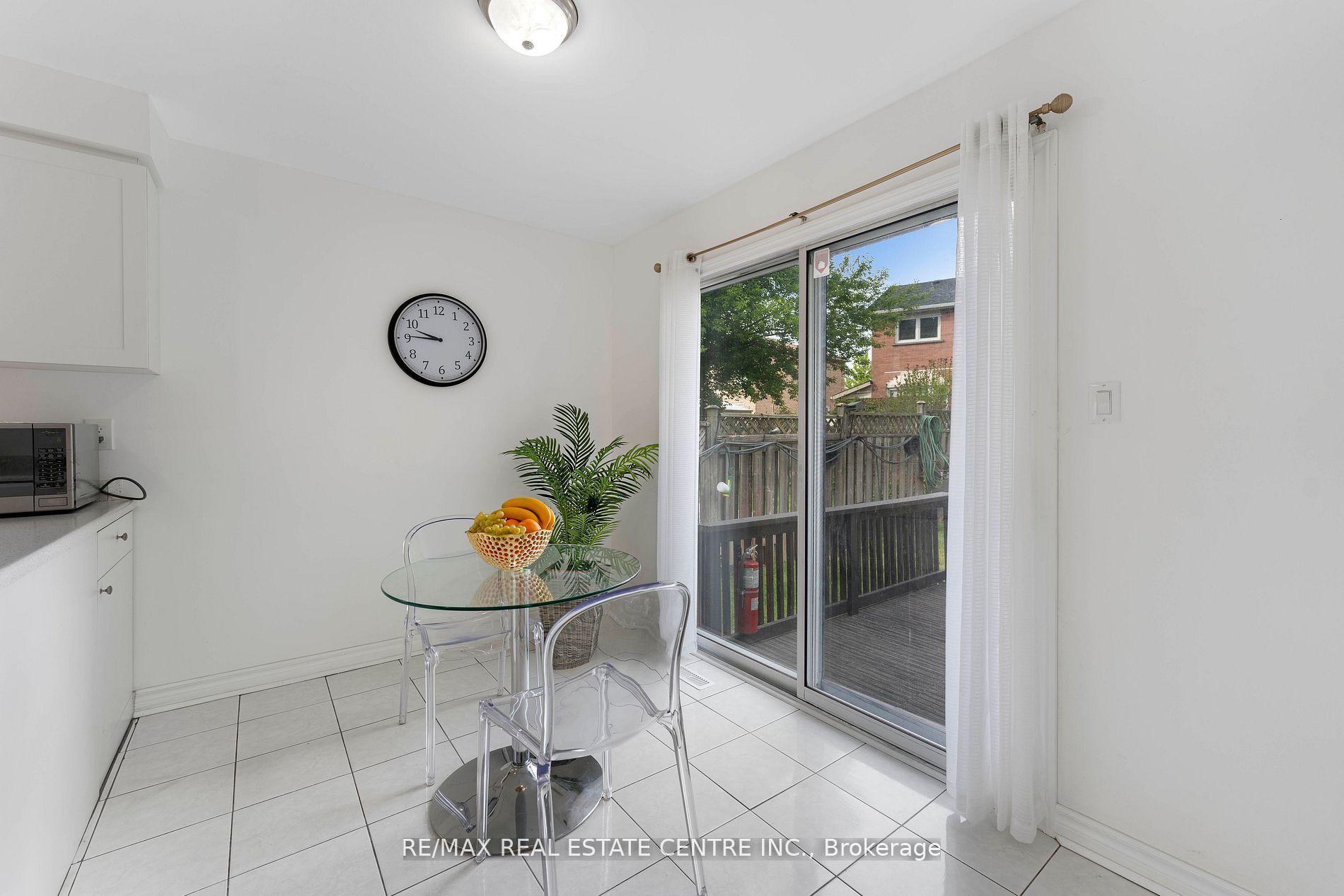 115 Ecclestone Drive Property Photo 11