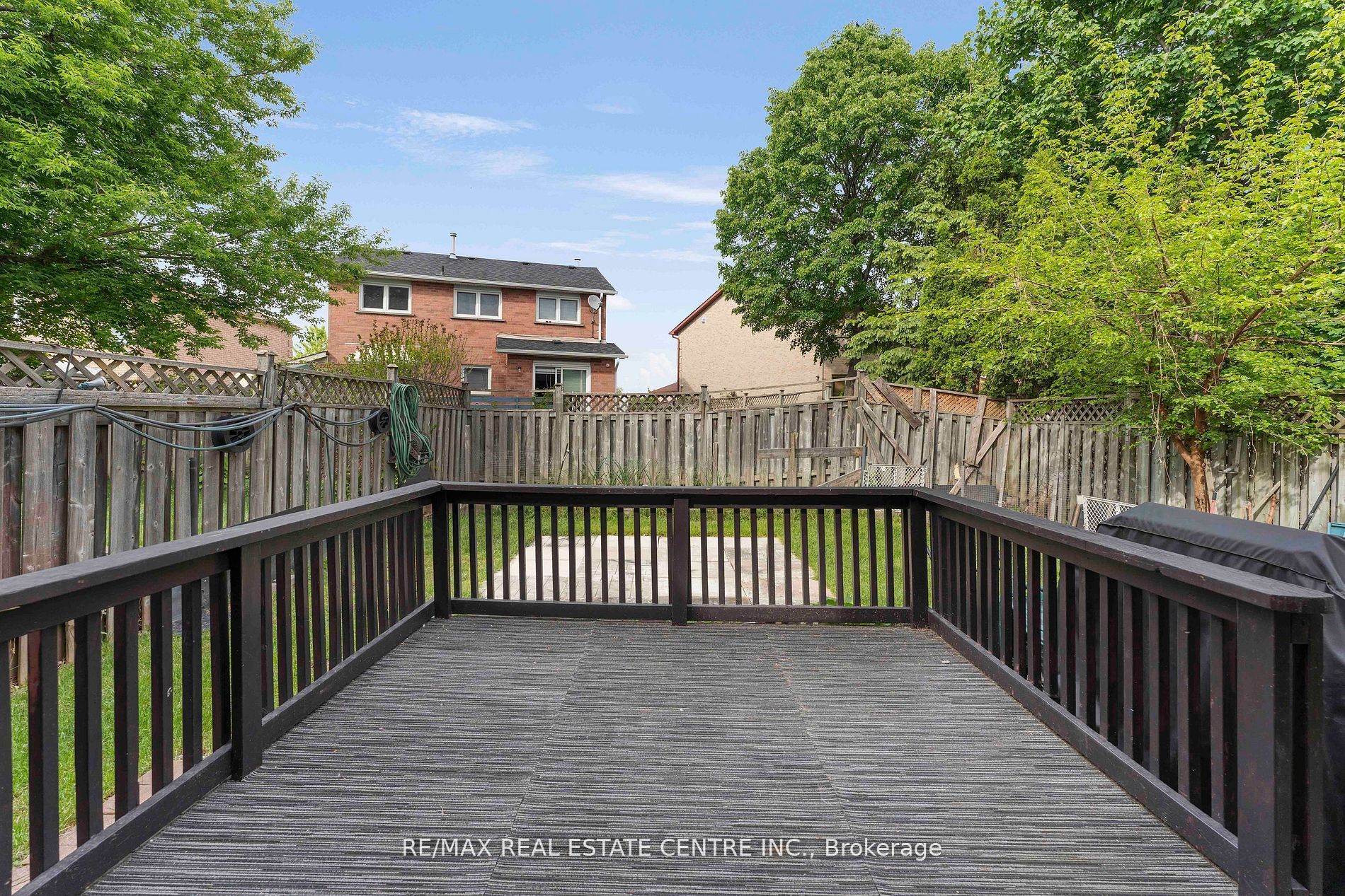 115 Ecclestone Drive Property Photo 27