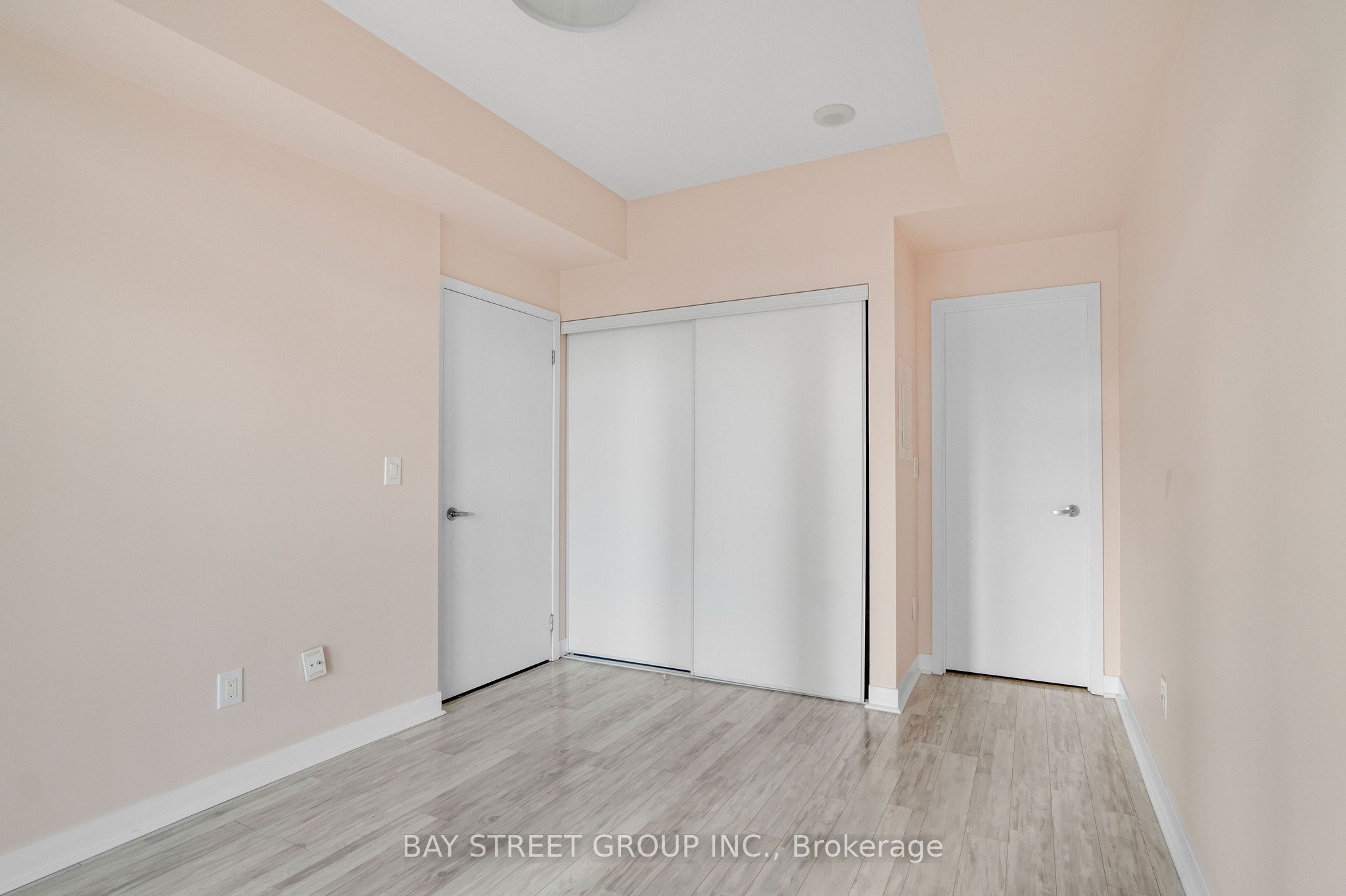 365 Prince Of Wales Drive 1108 Property Photo 22