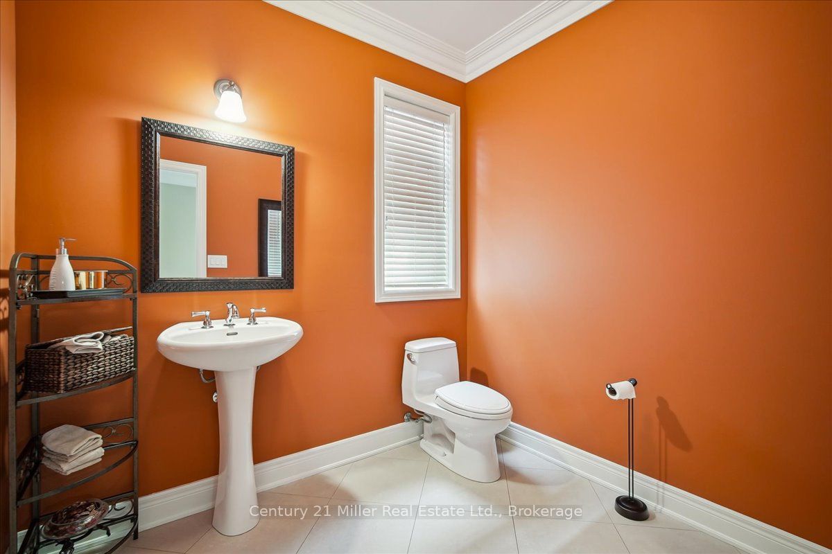 2394 Robmar Drive Property Photo 15