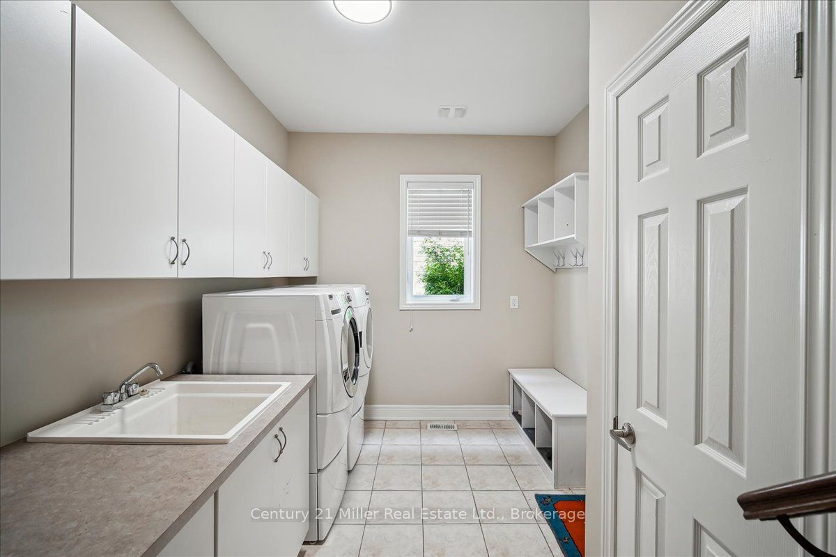 2394 Robmar Drive Property Photo 16