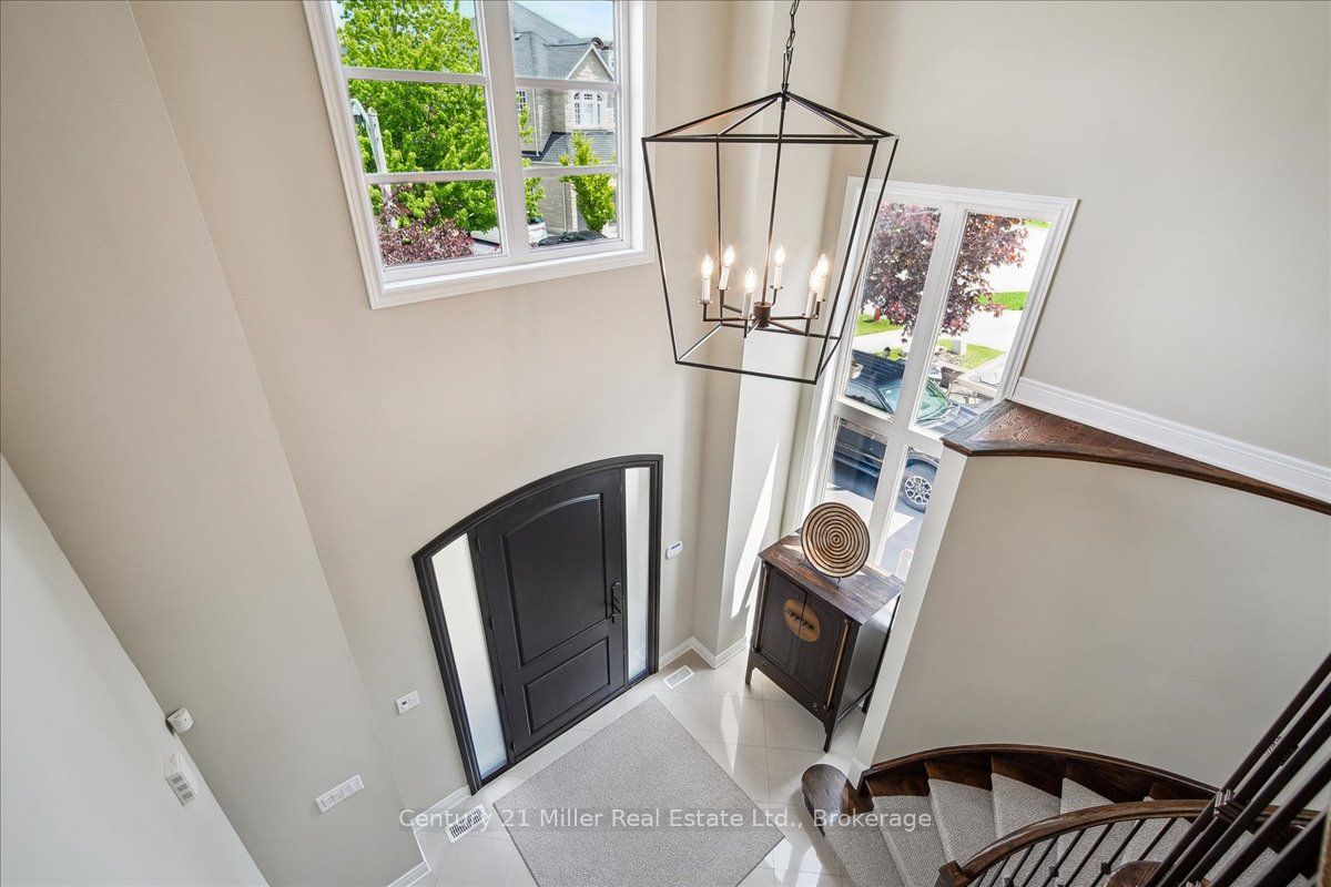 2394 Robmar Drive Property Photo 17