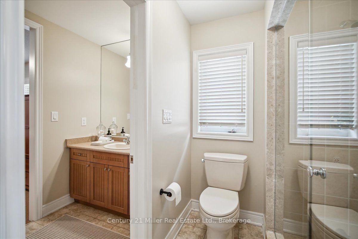 2394 Robmar Drive Property Photo 21