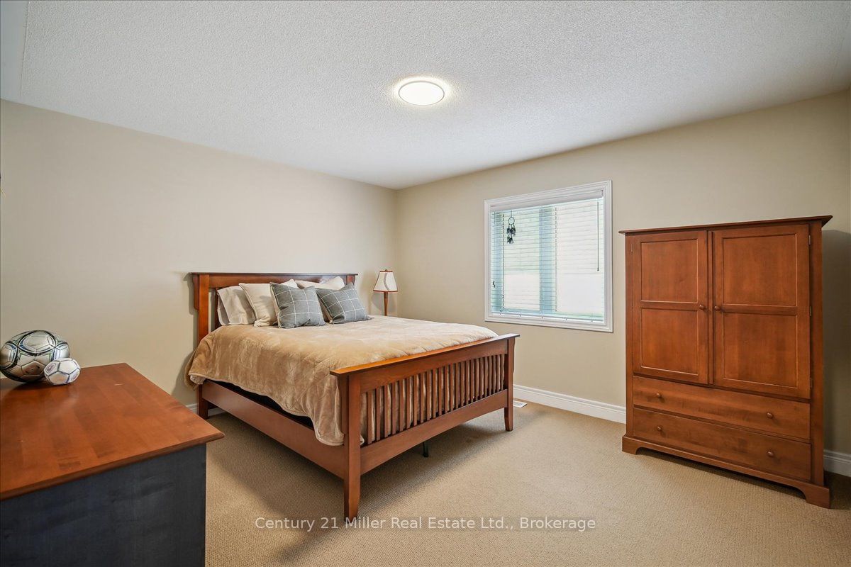2394 Robmar Drive Property Photo 22