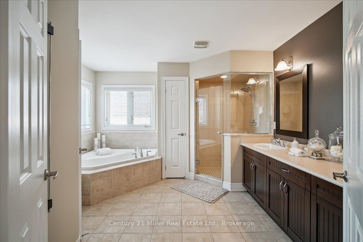 2394 Robmar Drive Property Photo 28