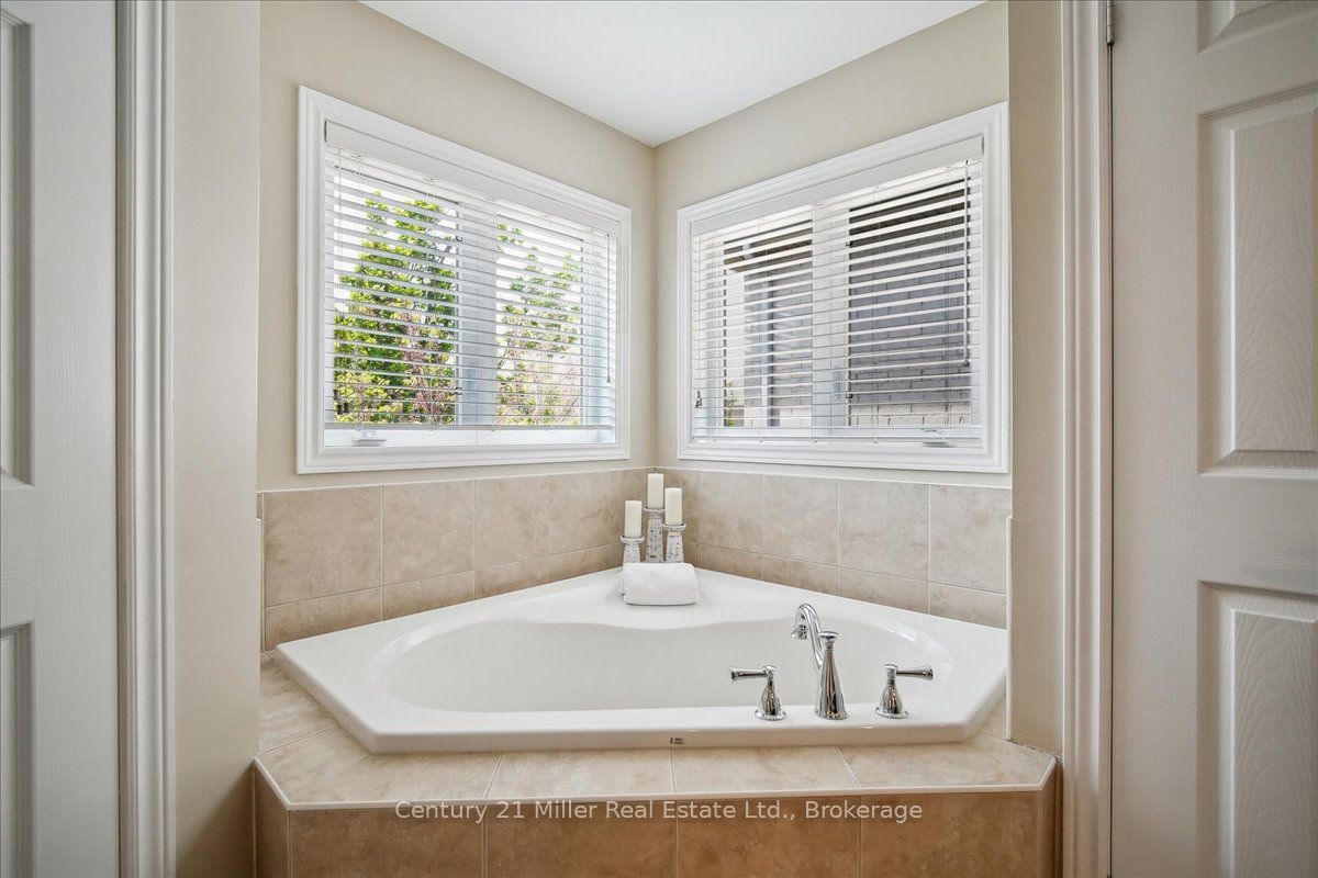 2394 Robmar Drive Property Photo 29