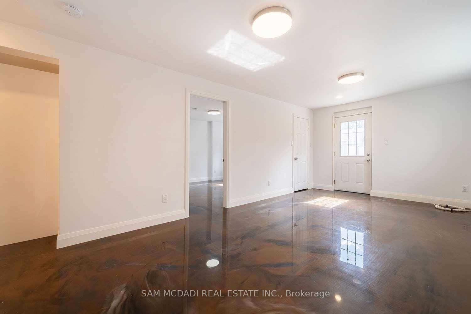 14011 Trafalgar Road Apt A Property Photo 3
