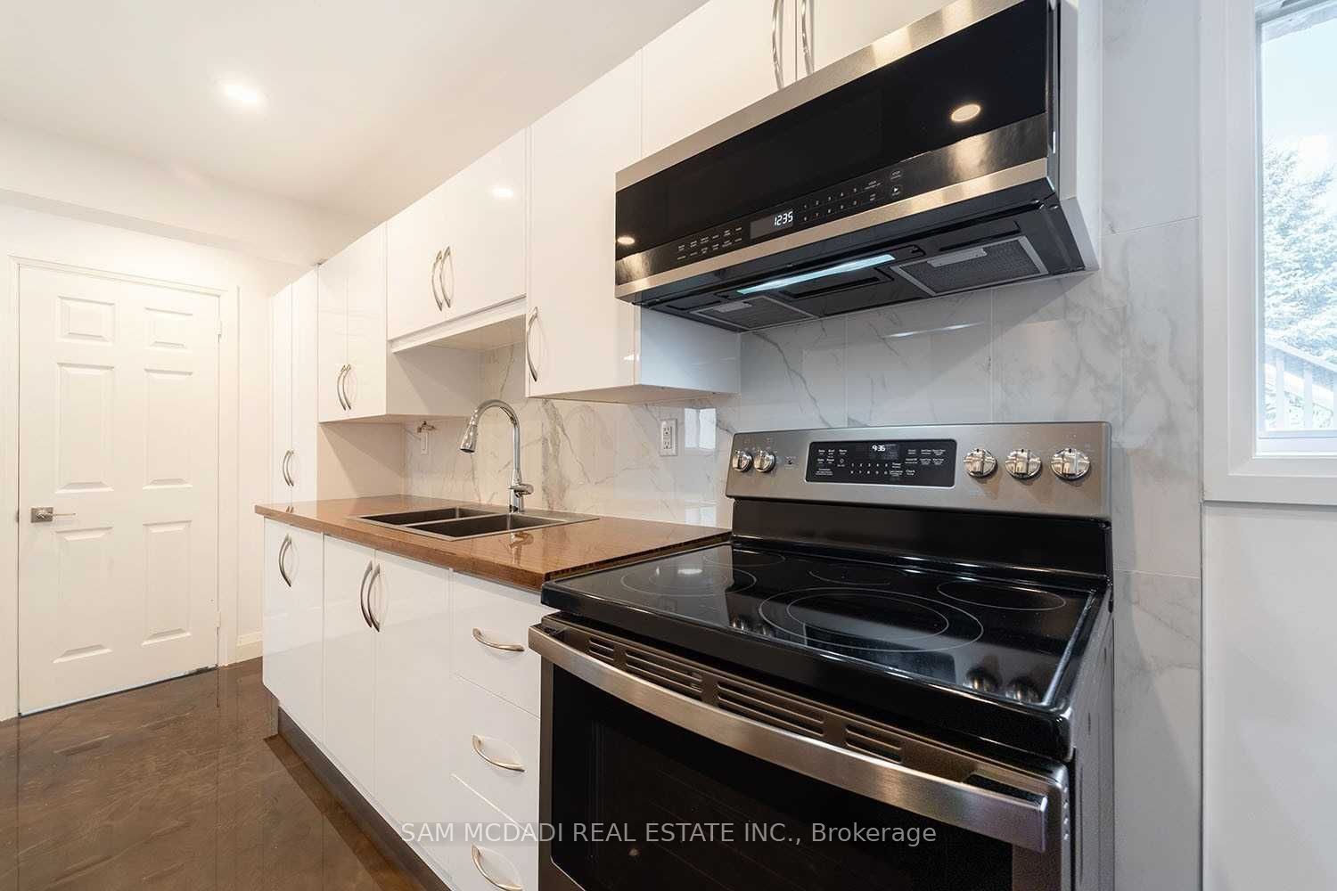 14011 Trafalgar Road Apt A Property Photo 10