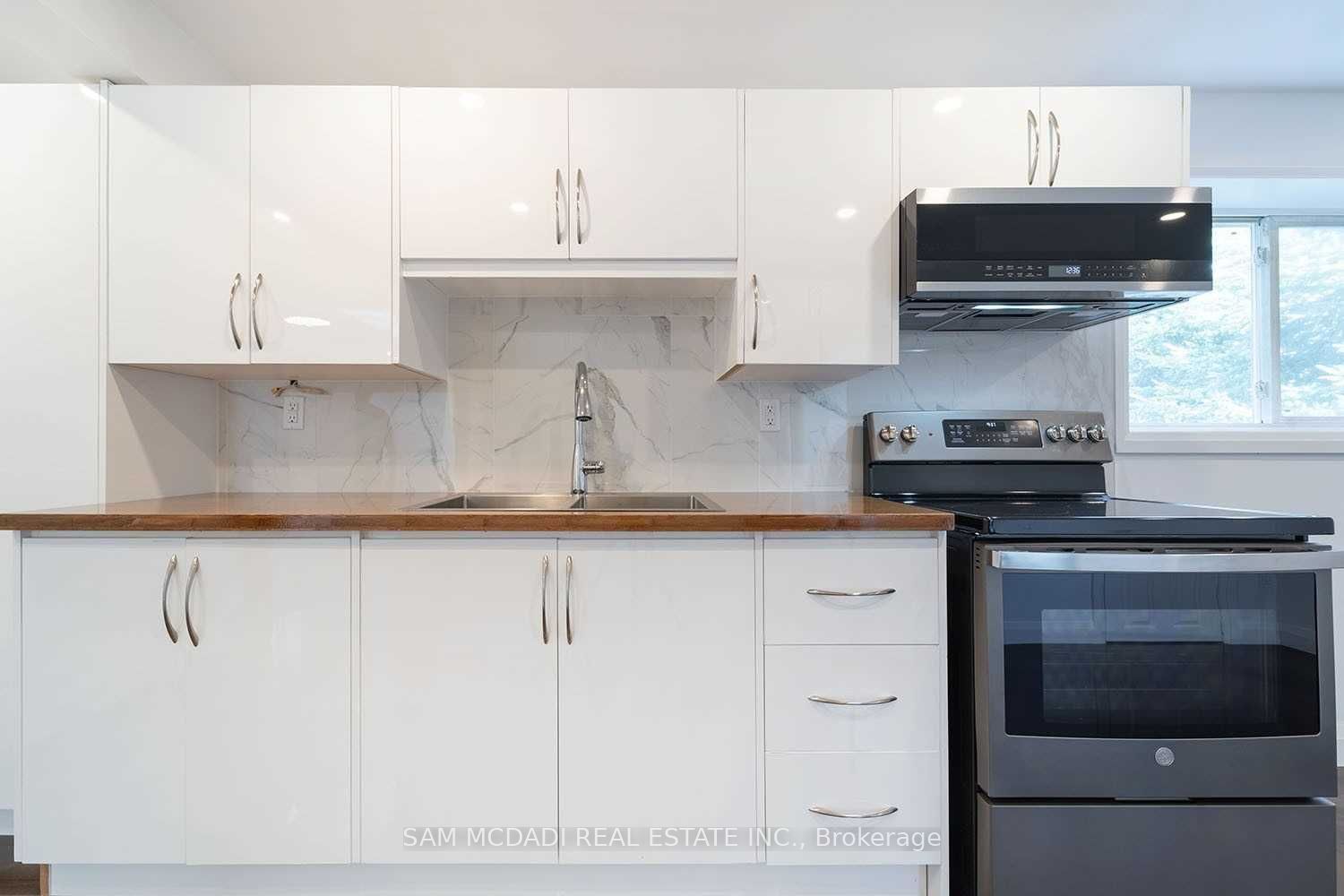 14011 Trafalgar Road Apt A Property Photo 11