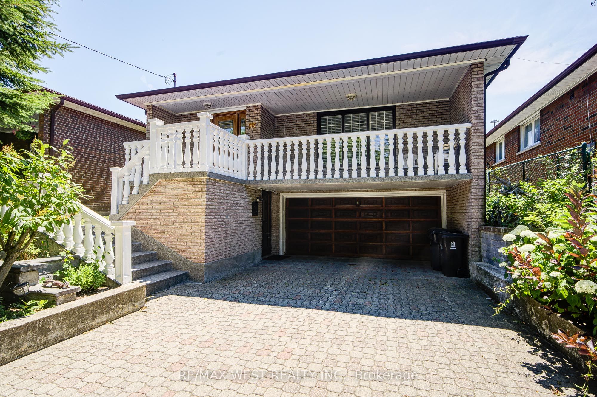 85 Downsview Avenue Property Photo 1