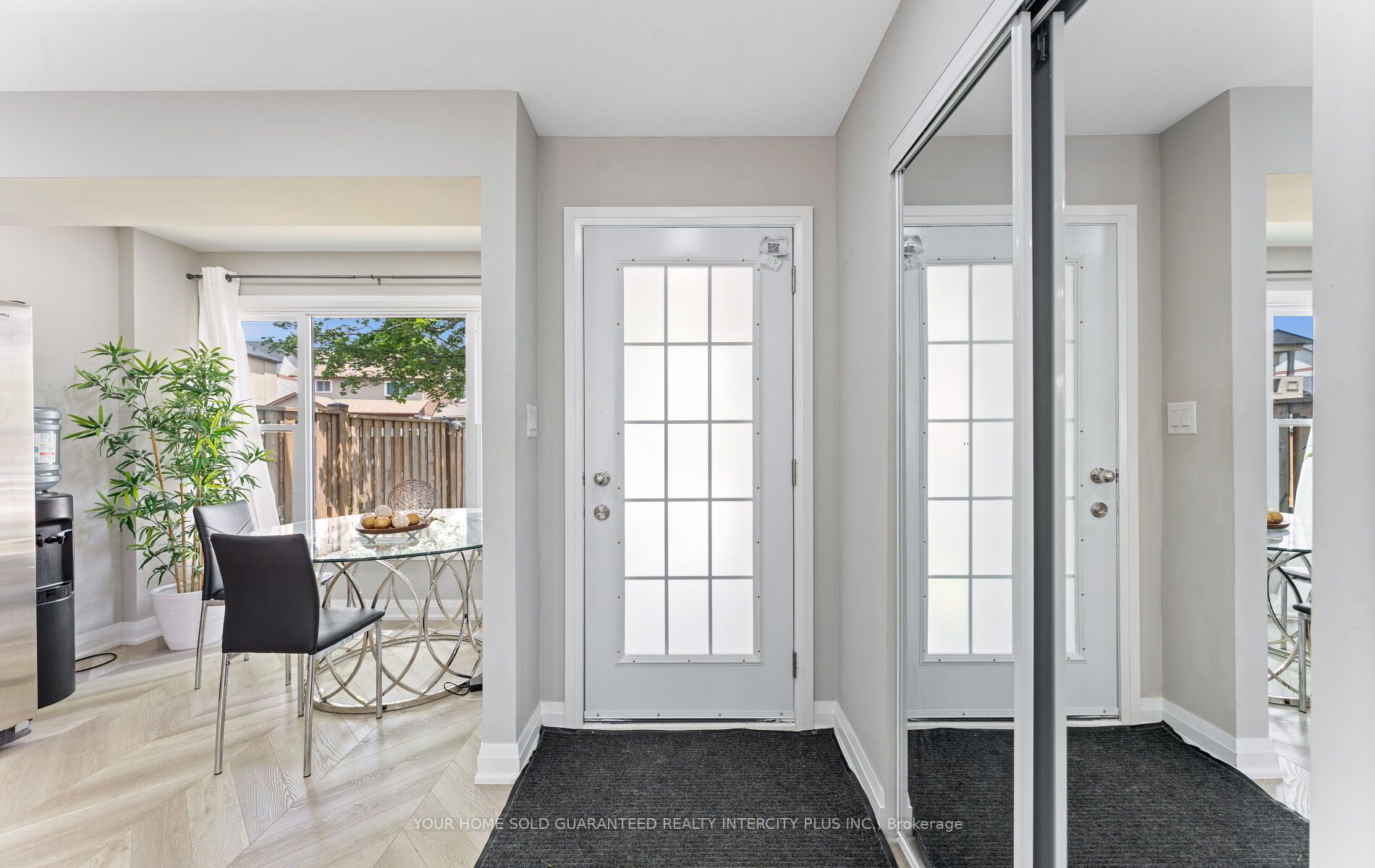 4 Borden Hill Court Property Photo 3